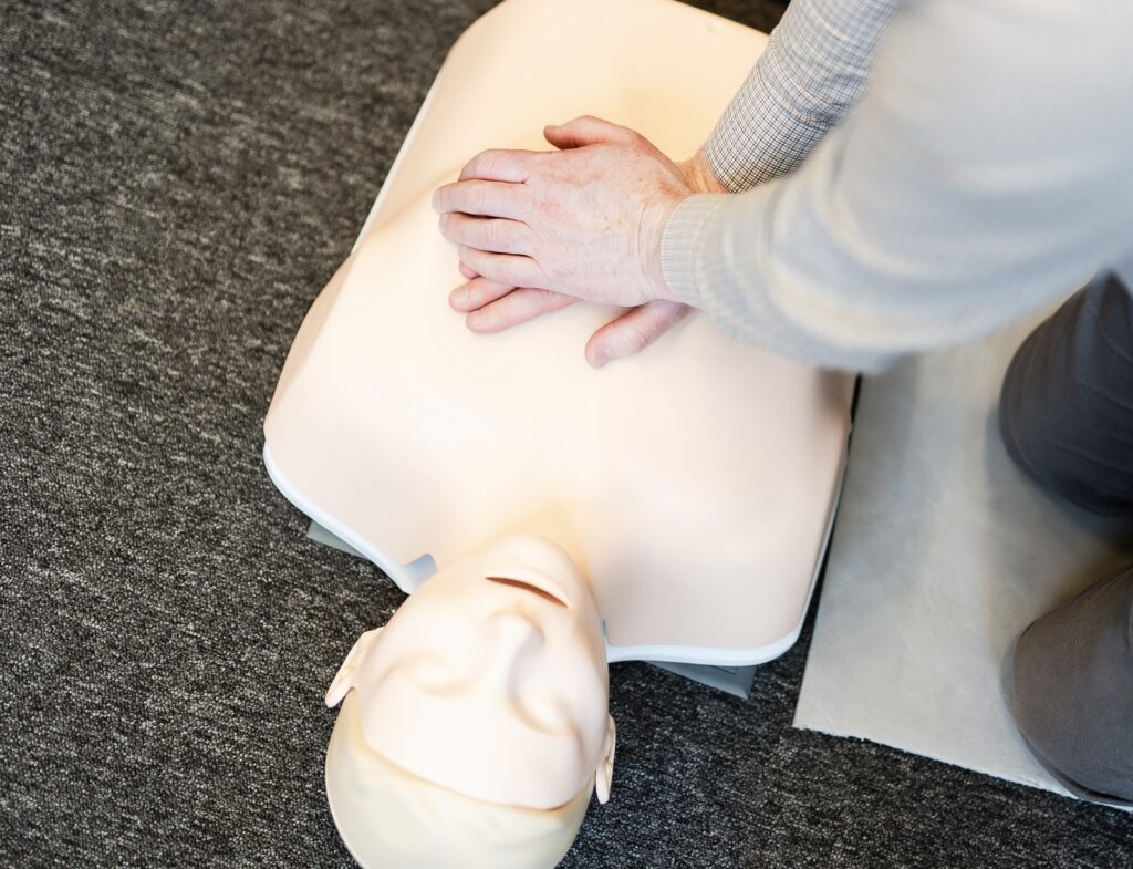 Varför 30 kompressioner och 2 inblåsningar