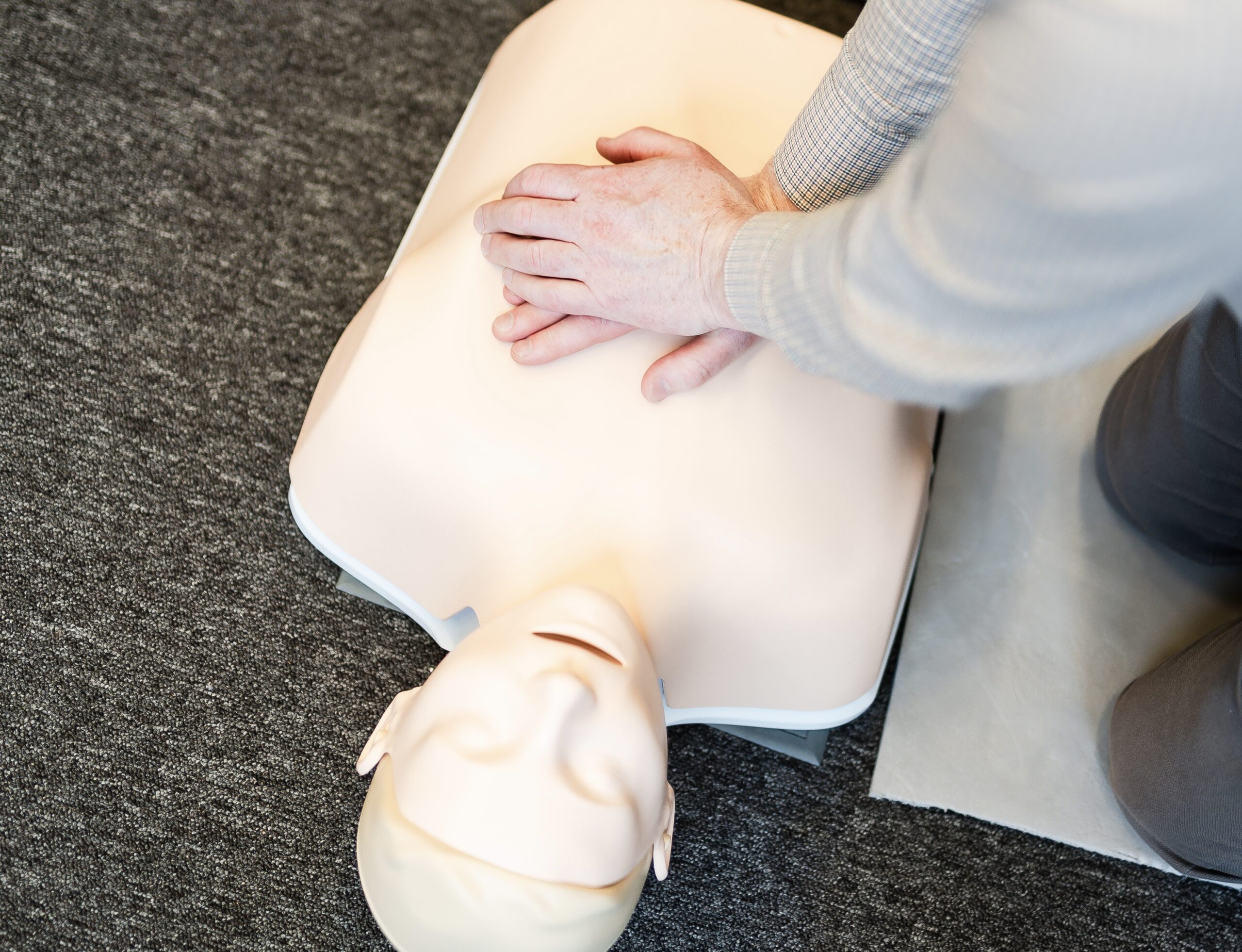 Varför 30 kompressioner och 2 inblåsningar